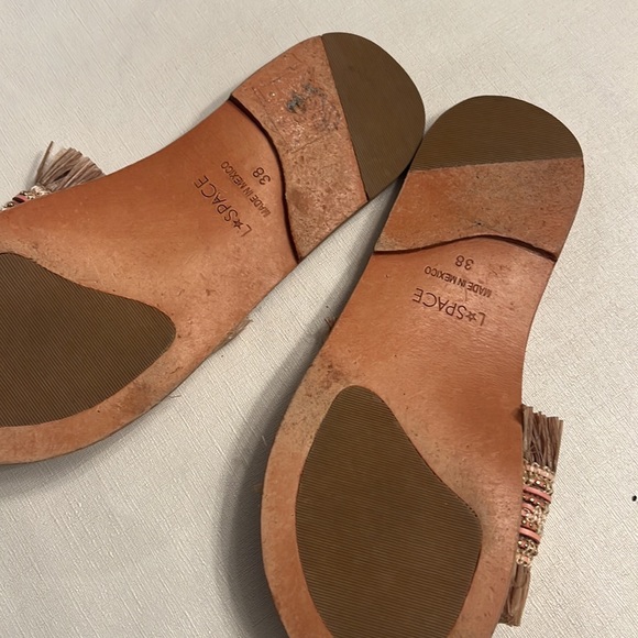 Lspace woven straw flats - Picture 2 of 2